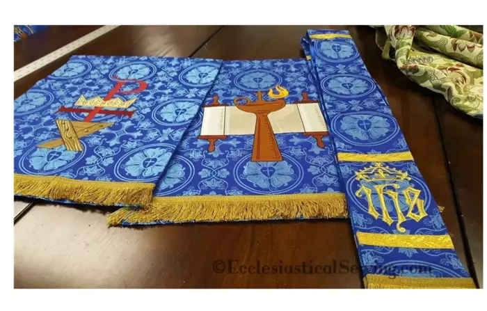 Advent Stole and Altar hangings