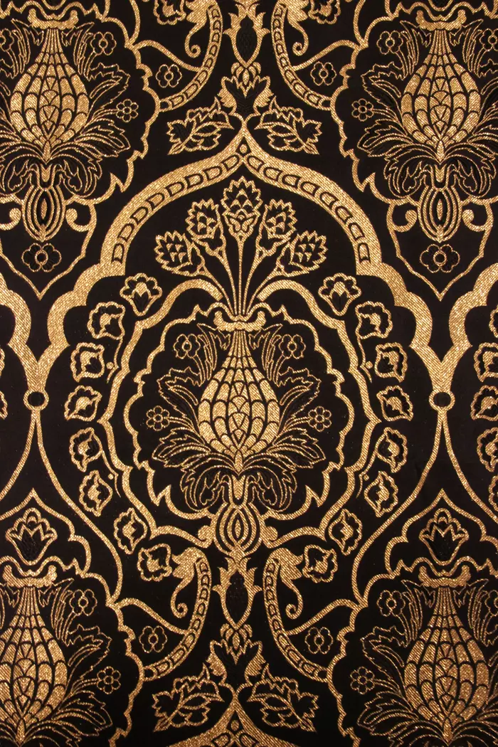 Main Ogee Design in <a href="http://ecclesiasticalsewing.com/collections/fabrics/products/wakefield">Wakefield Ecclesiastical Brocade</a>