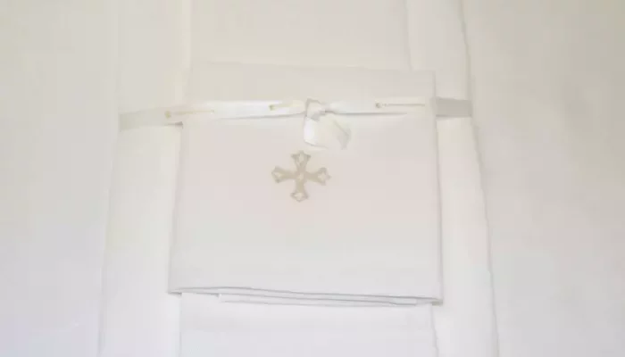 Hand Embroidery Linen Altar Set