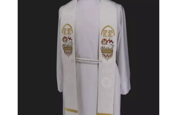 Agnus Dei Stole