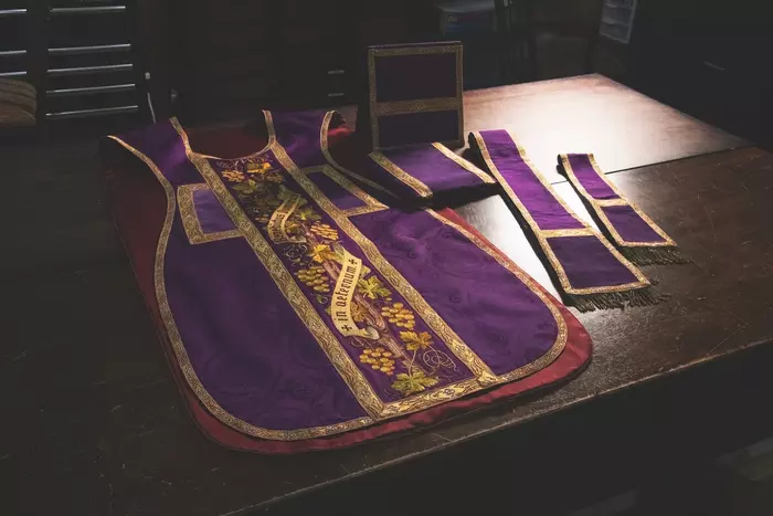 vestment